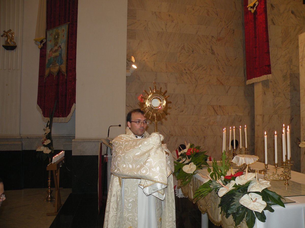 2012-venerdi-quarantore-00093.JPG