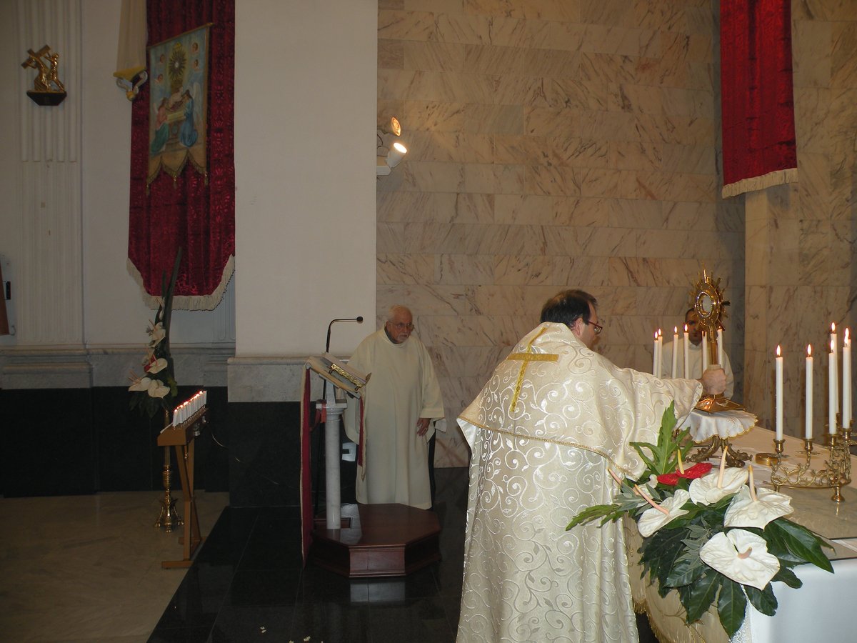 2012-venerdi-quarantore-00095.JPG