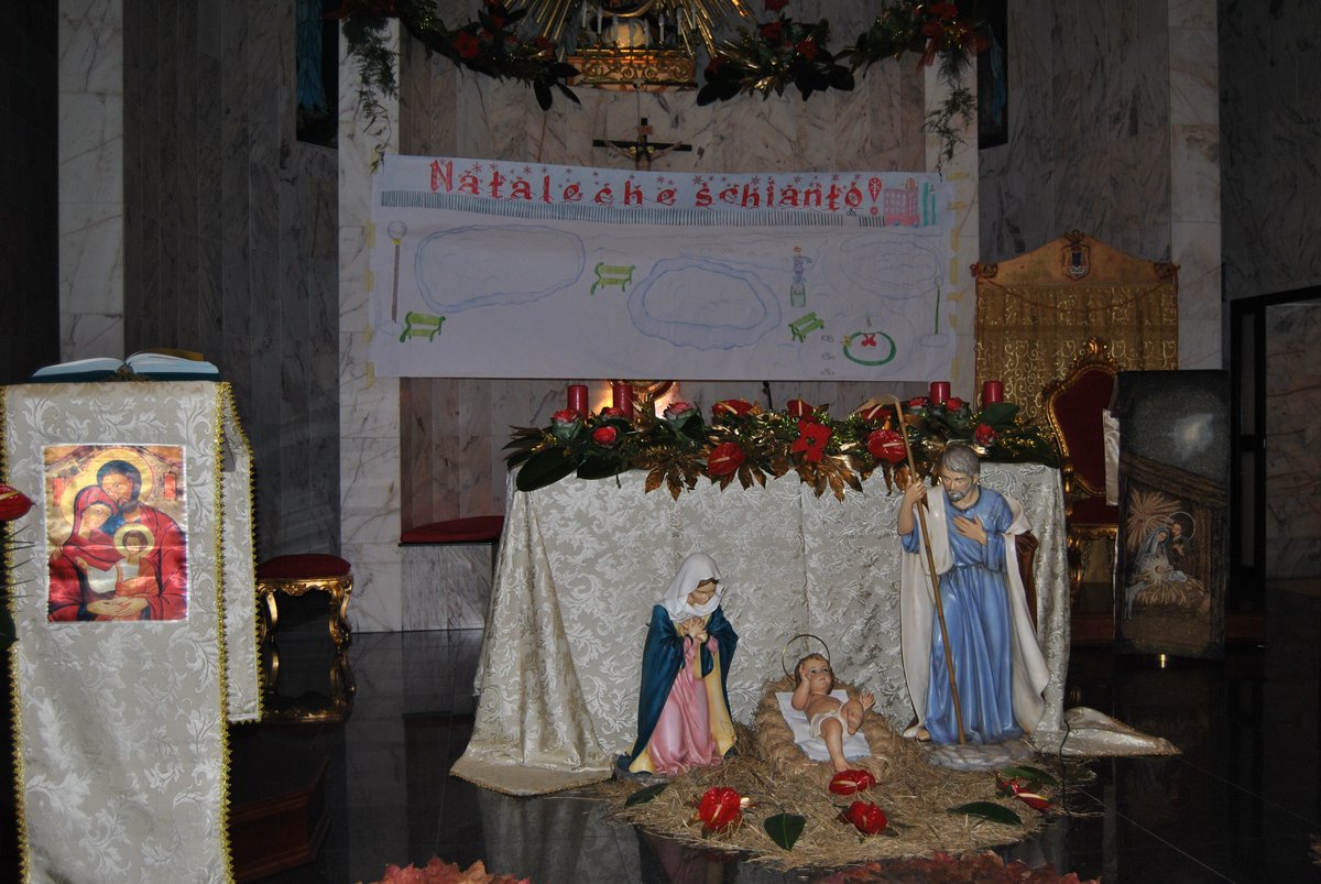 26-12-2012-recita-bimbi-00005.JPG