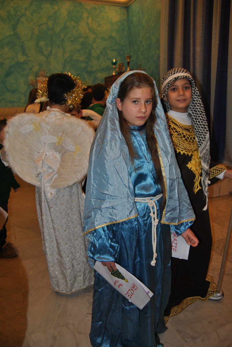 26-12-2012-recita-bimbi-00018.JPG