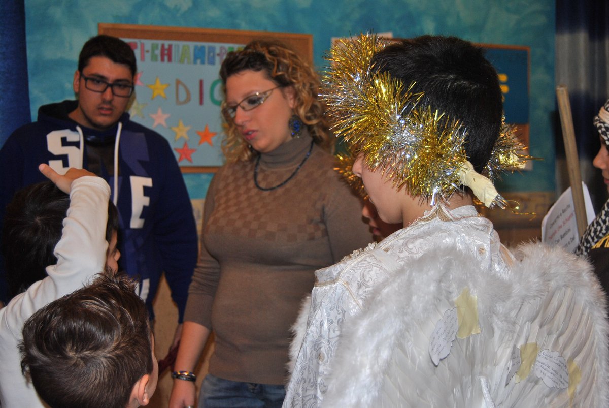 26-12-2012-recita-bimbi-00022.JPG