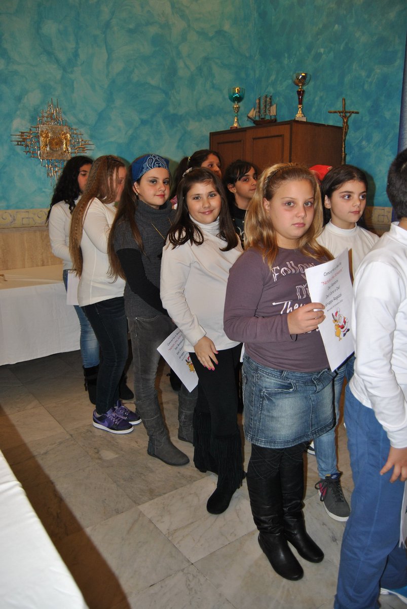 26-12-2012-recita-bimbi-00025.JPG
