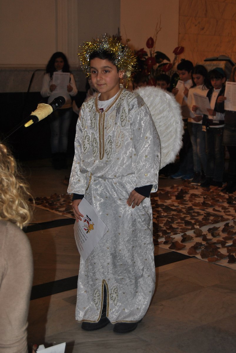 26-12-2012-recita-bimbi-00039.JPG