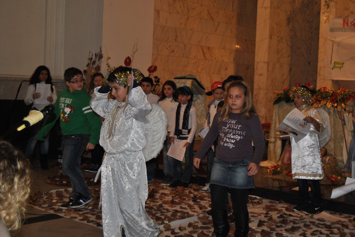 26-12-2012-recita-bimbi-00042.JPG