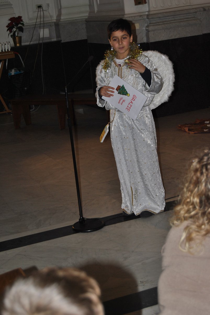 26-12-2012-recita-bimbi-00044.JPG