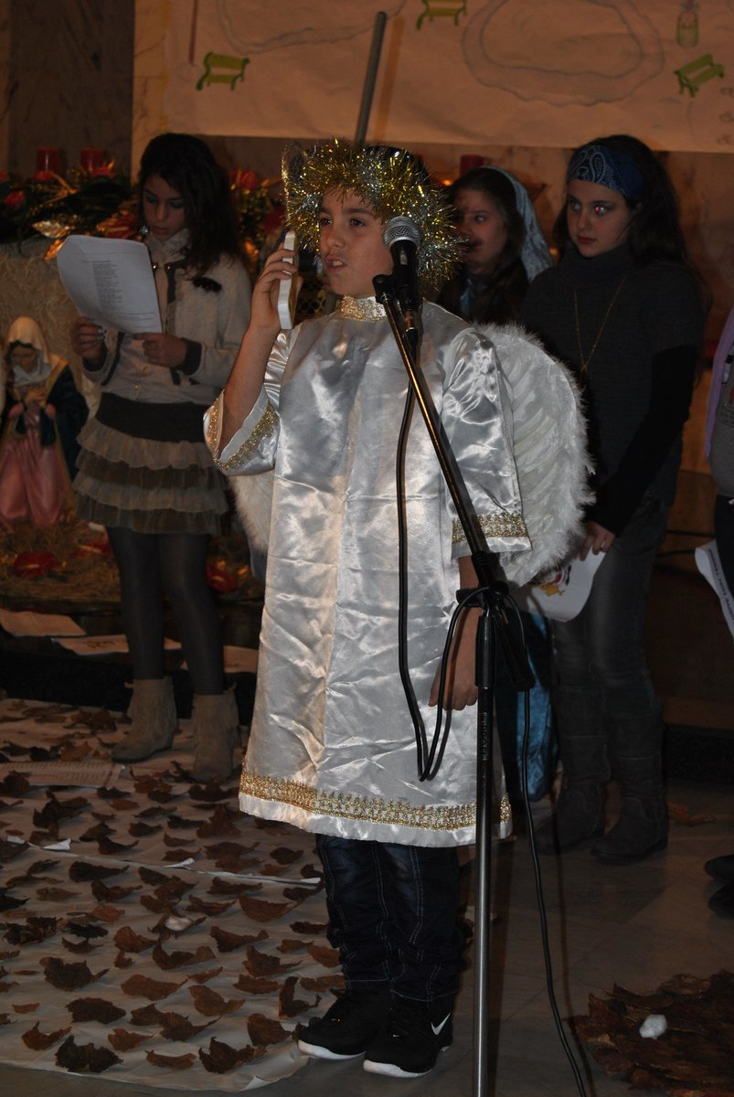 26-12-2012-recita-bimbi-00055.JPG