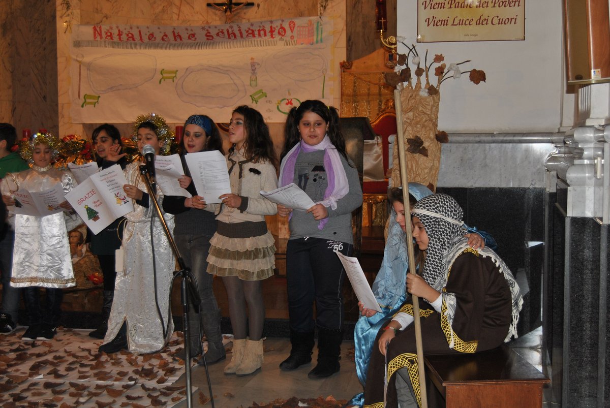 26-12-2012-recita-bimbi-00058.JPG