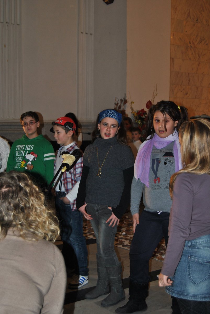 26-12-2012-recita-bimbi-00063.JPG