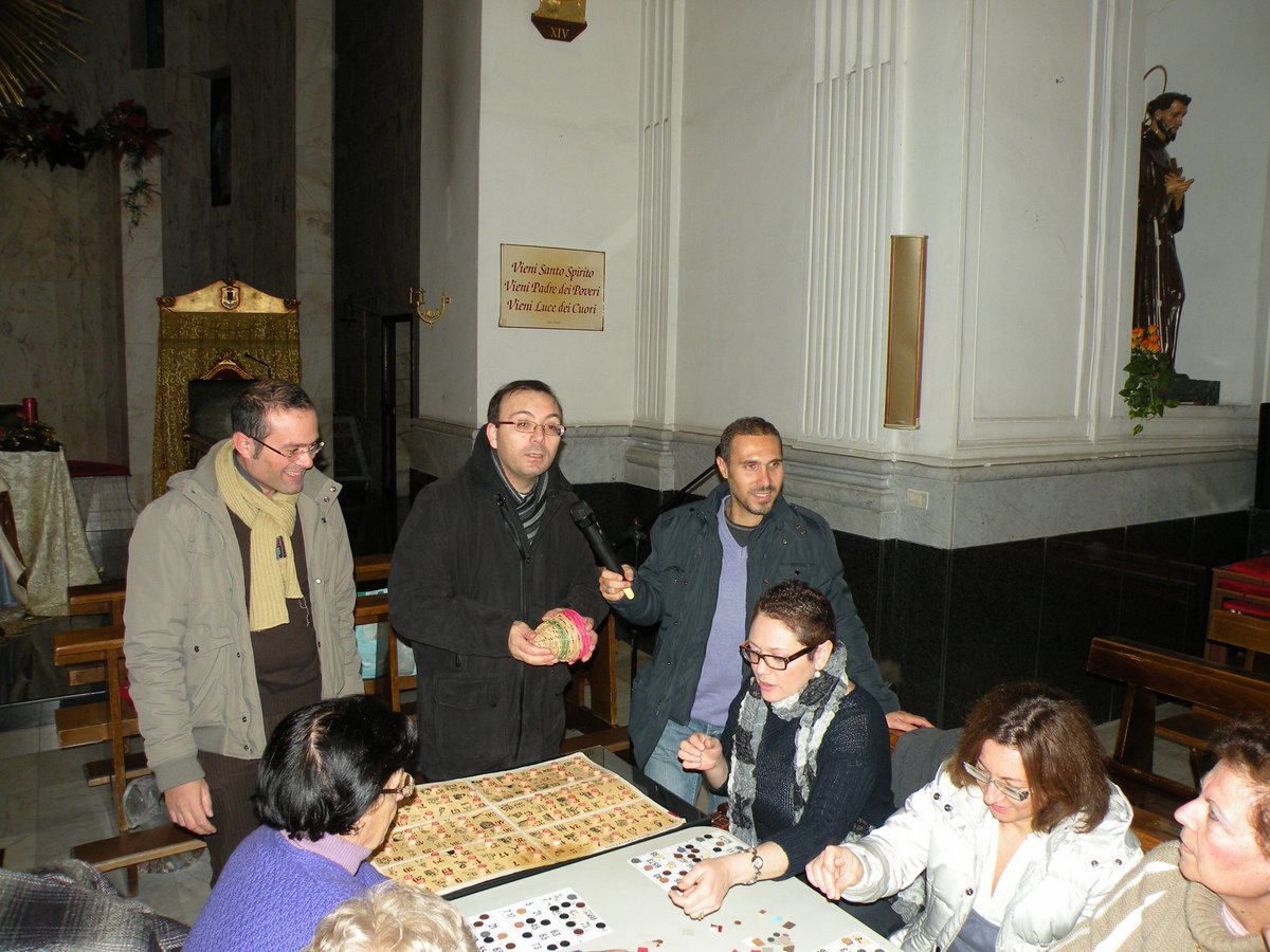 28-12-2012-tombola-00012.JPG