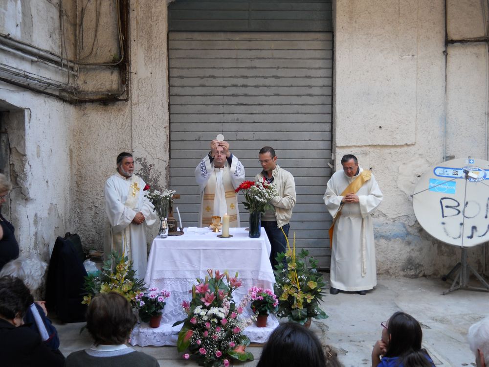 30-04-2012-benedizione-case-00016