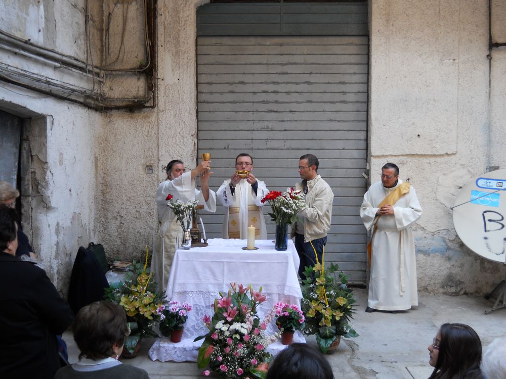 30-04-2012-benedizione-case-00019