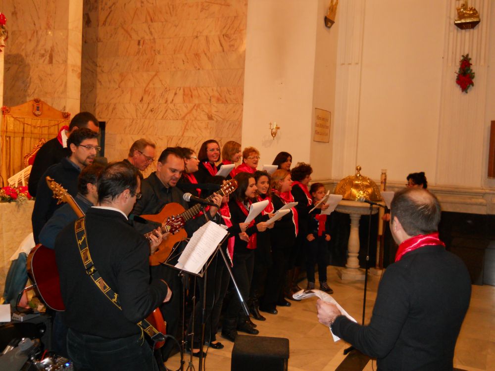 4-1-2012-coro-natalizio-0043