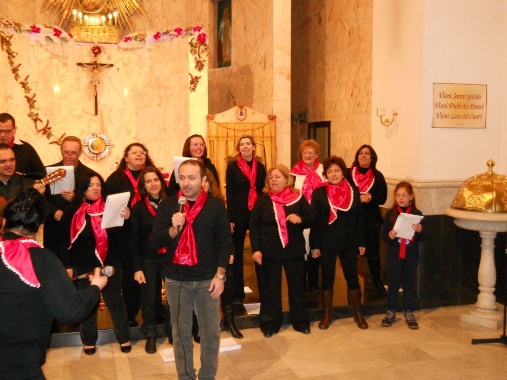 4-1-2012-coro-natalizio-0048