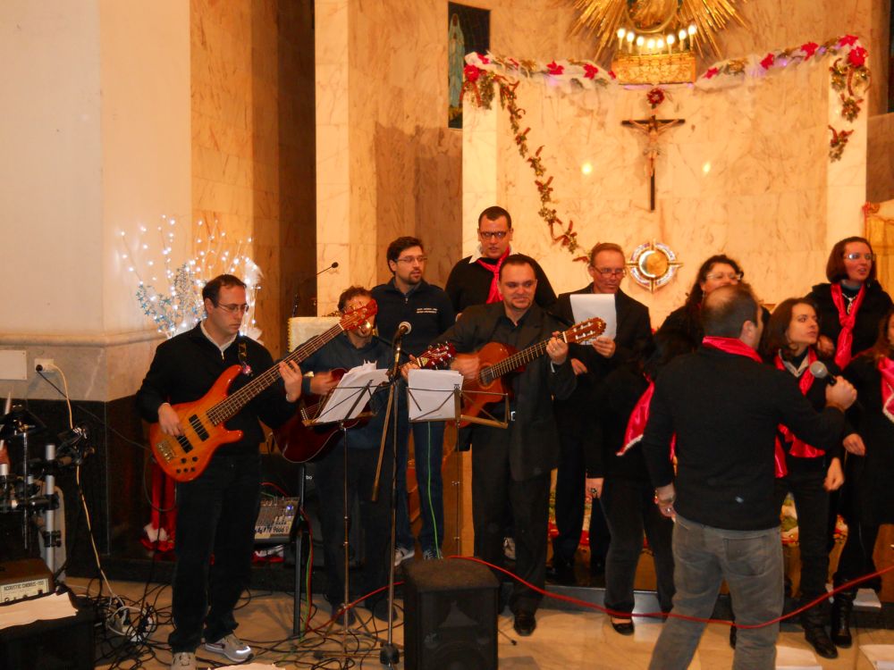4-1-2012-coro-natalizio-0049