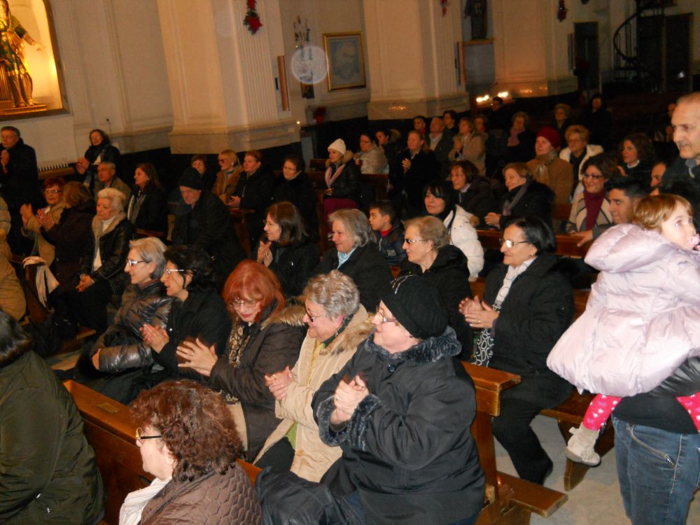 4-1-2012-coro-natalizio-0067