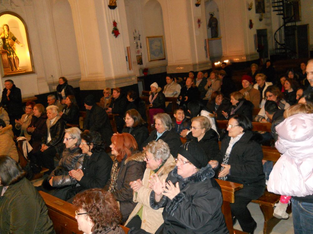 4-1-2012-coro-natalizio-0068