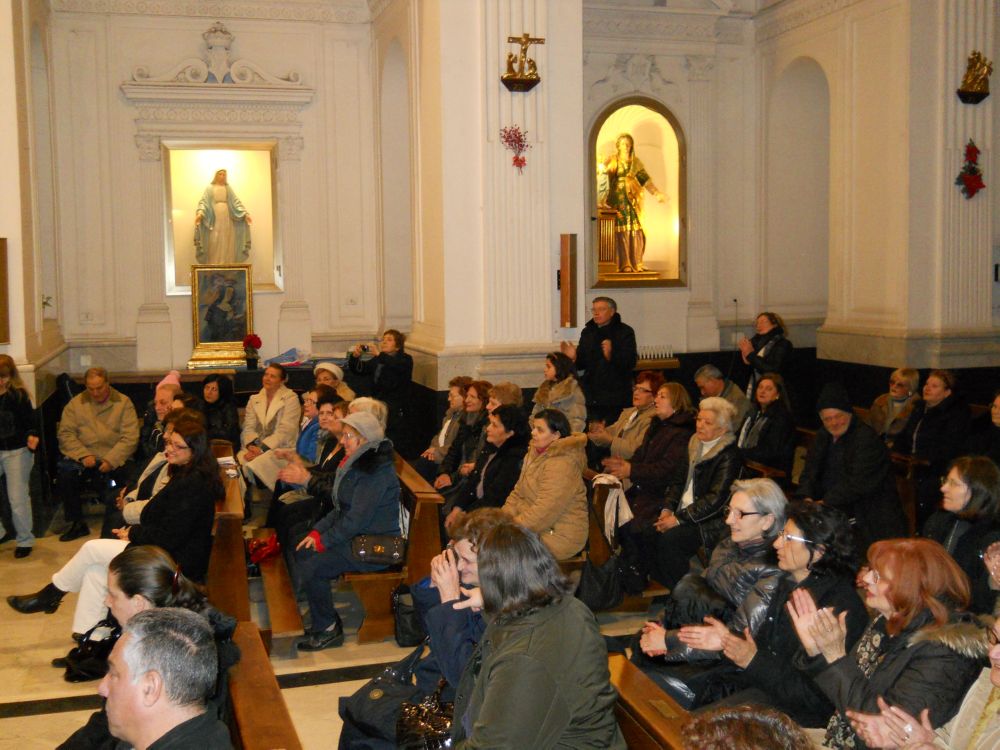 4-1-2012-coro-natalizio-0069