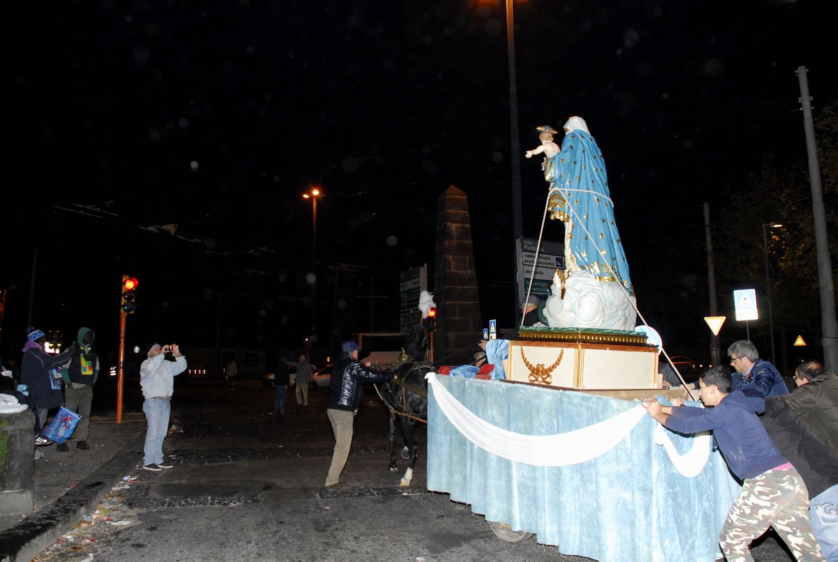 07-12-2013-processione (24).JPG