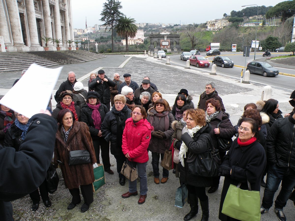 09-02-2013-catacombe-san-gennaro-00003.JPG