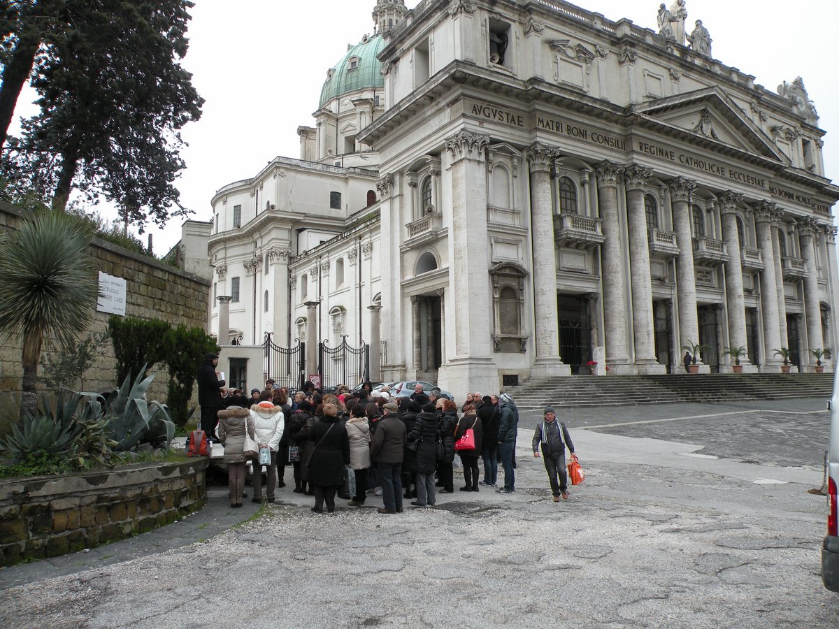 09-02-2013-catacombe-san-gennaro-00005.JPG