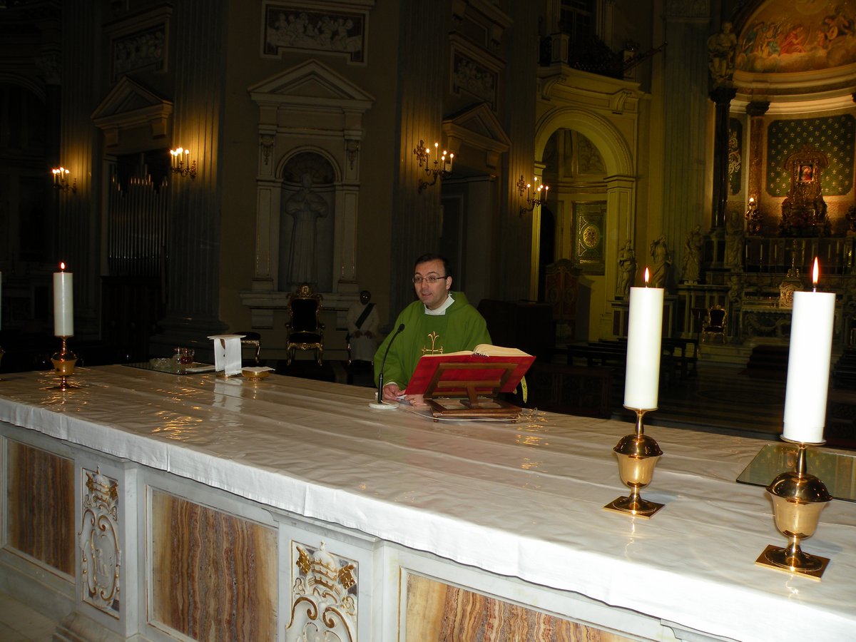09-02-2013-catacombe-san-gennaro-00038.JPG