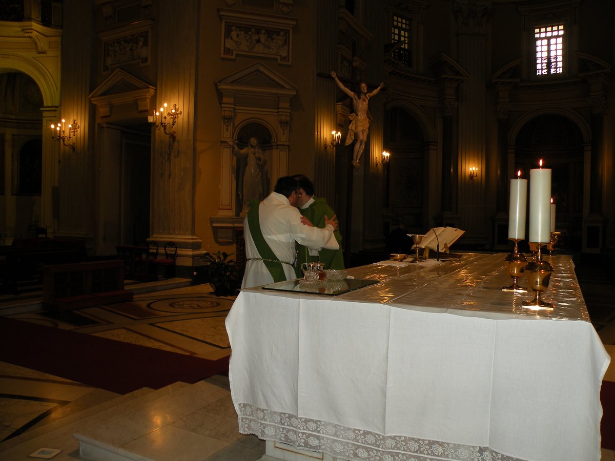 09-02-2013-catacombe-san-gennaro-00049.JPG