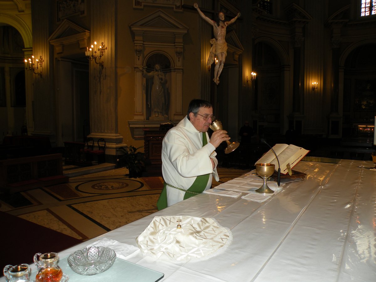 09-02-2013-catacombe-san-gennaro-00053.JPG