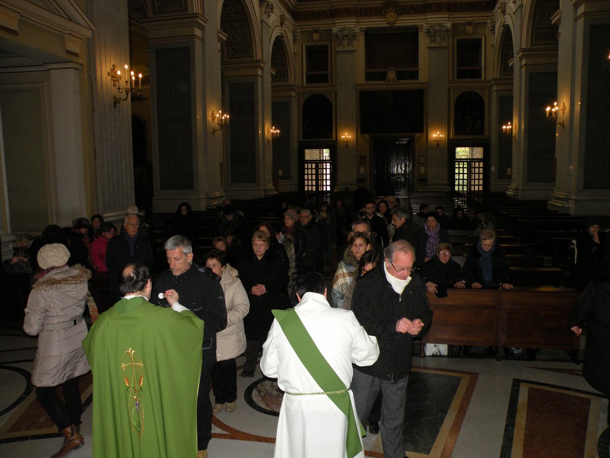 09-02-2013-catacombe-san-gennaro-00057.JPG