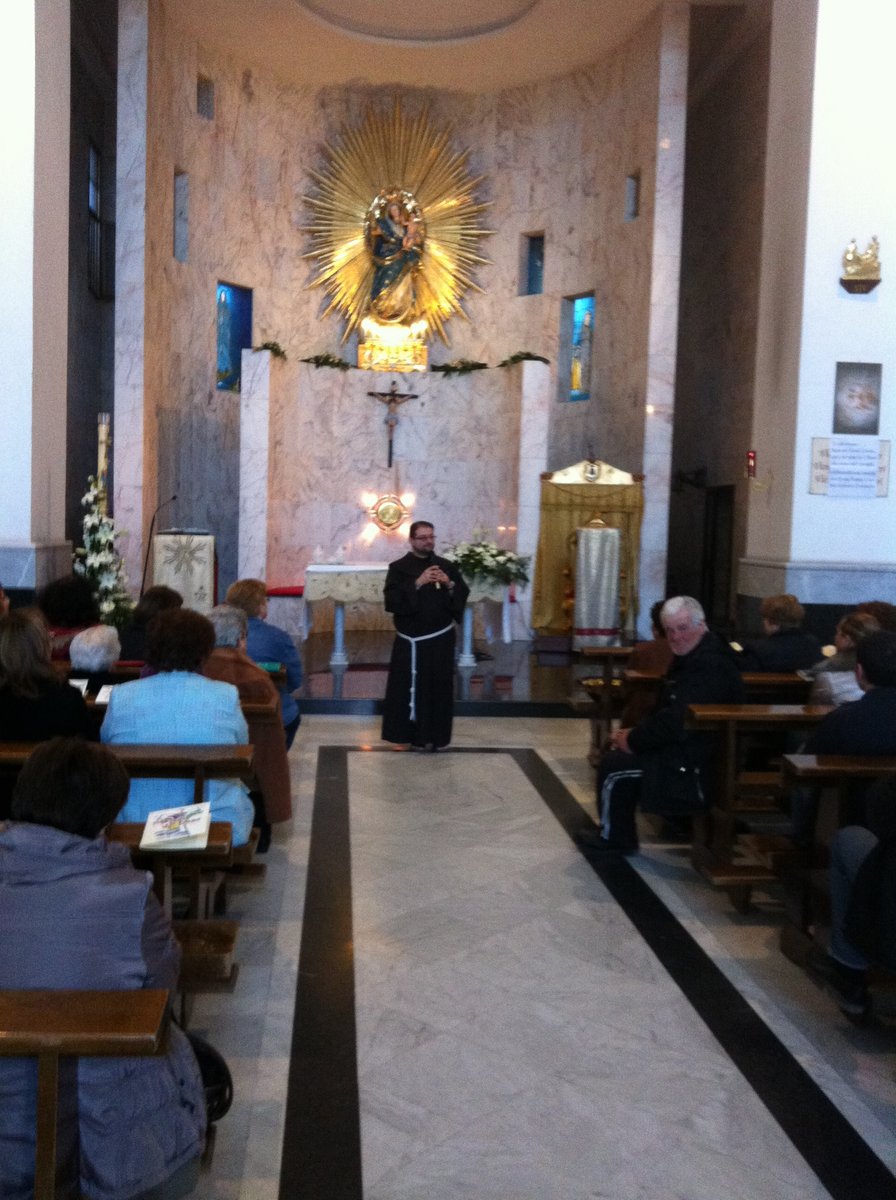 11-04-2013-centro-sacerdotale-00010.JPG