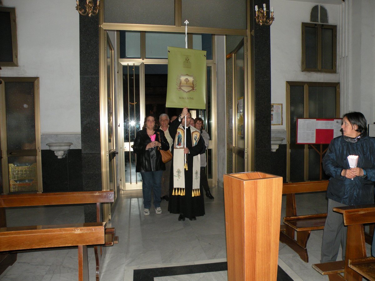 13-04-2013-veglia-mariana-00005.JPG