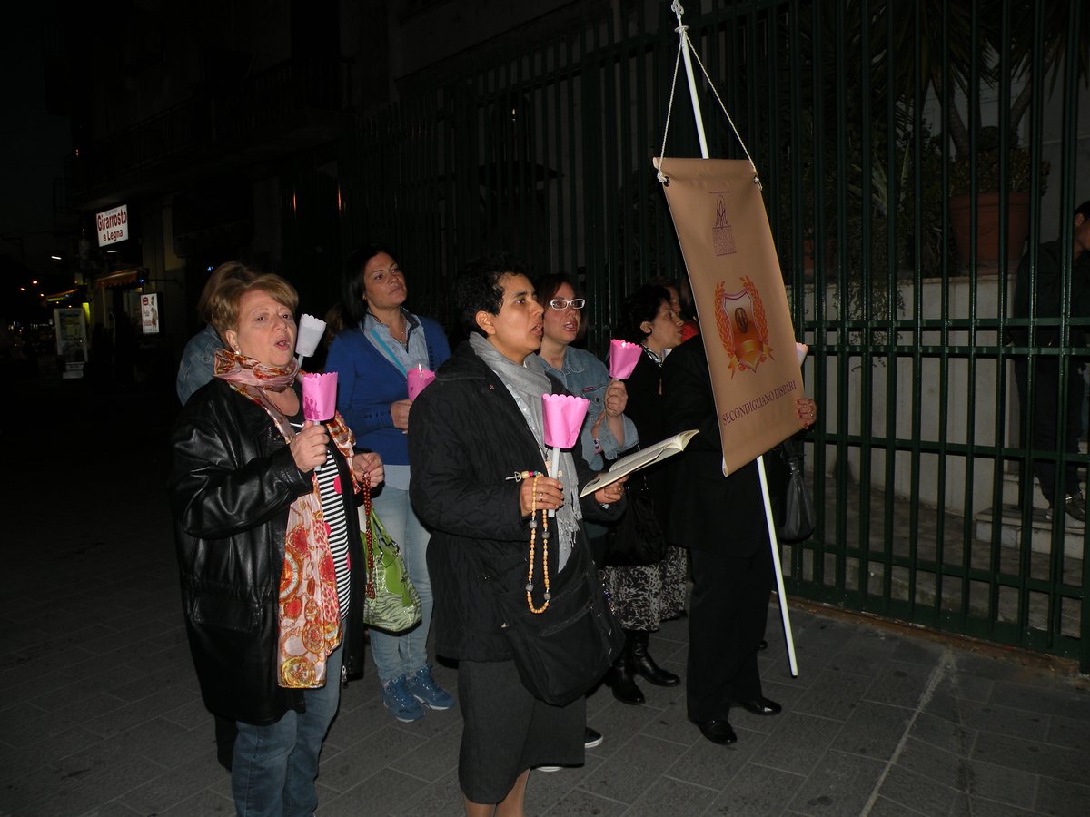 13-04-2013-veglia-mariana-00010.JPG