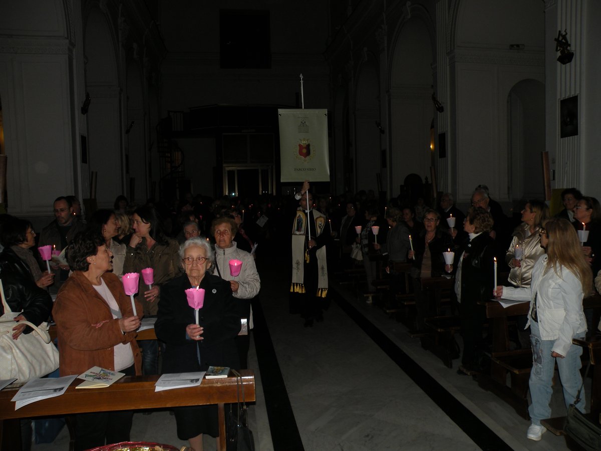 13-04-2013-veglia-mariana-00012.JPG