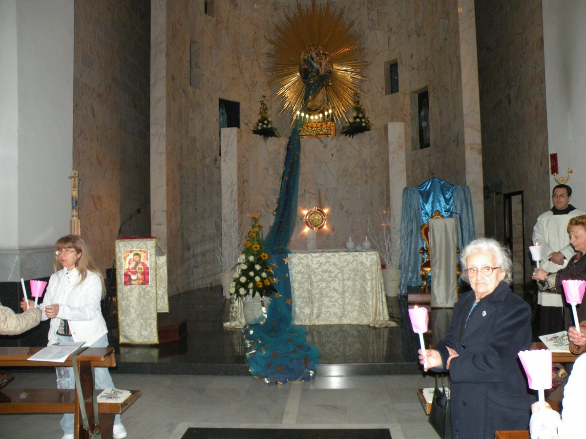 13-04-2013-veglia-mariana-00016.JPG