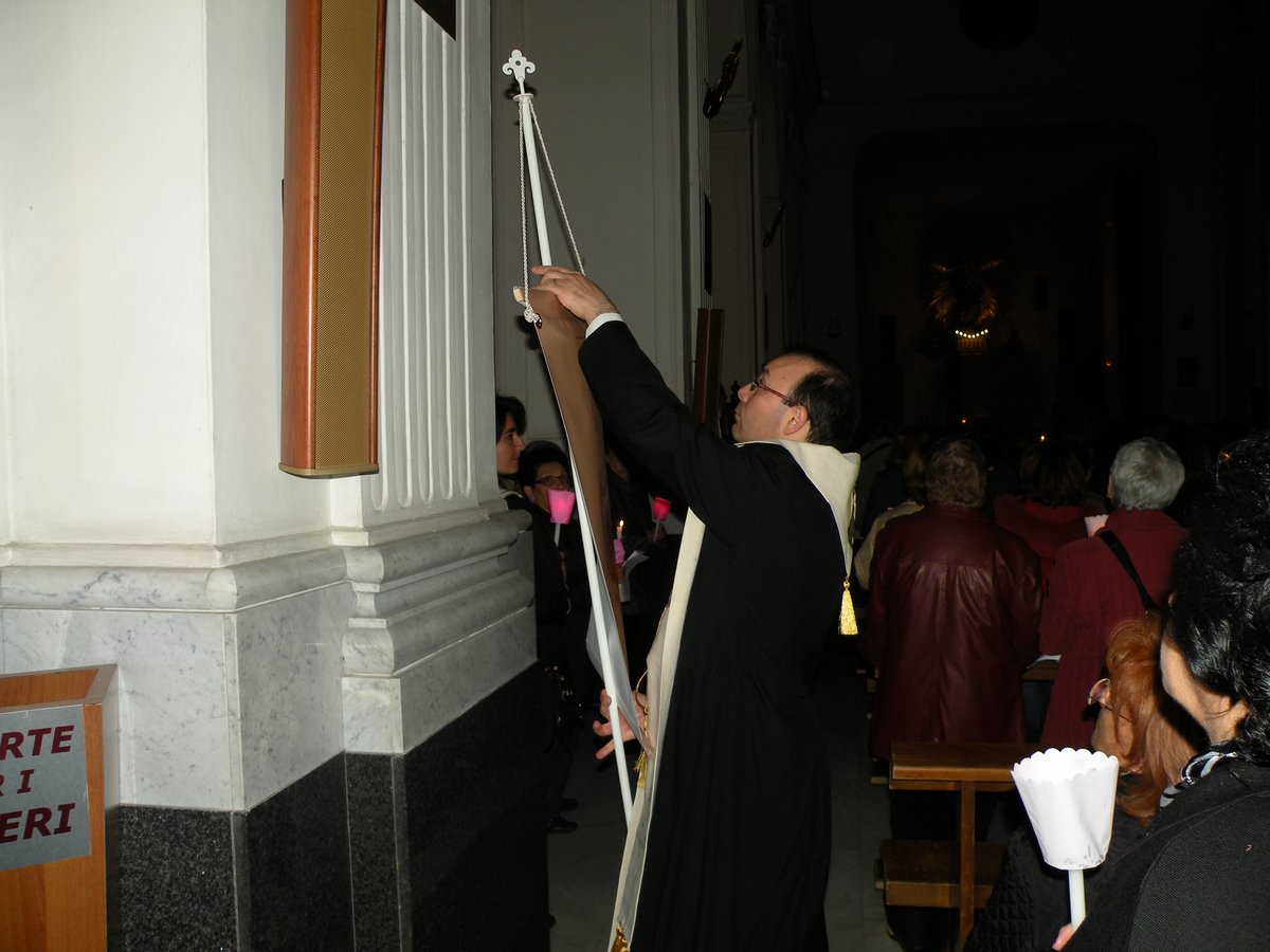 13-04-2013-veglia-mariana-00019.JPG