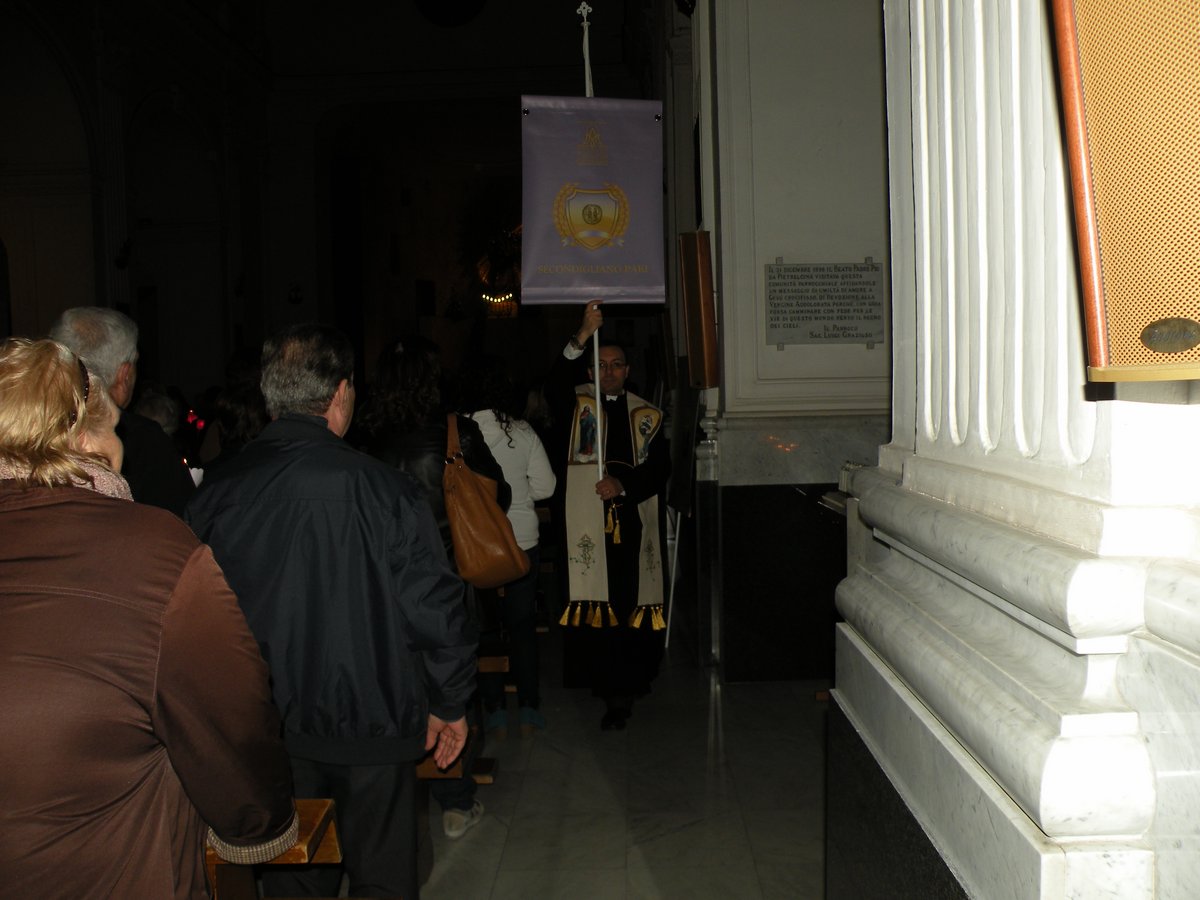 13-04-2013-veglia-mariana-00024.JPG