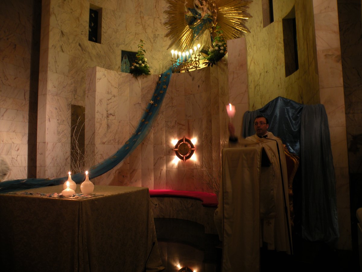 13-04-2013-veglia-mariana-00041.JPG