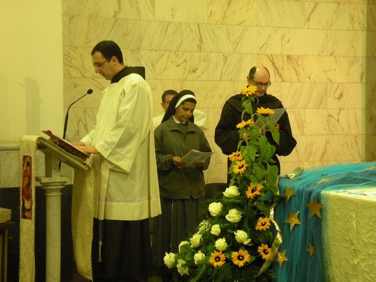 13-04-2013-veglia-mariana-00047.JPG