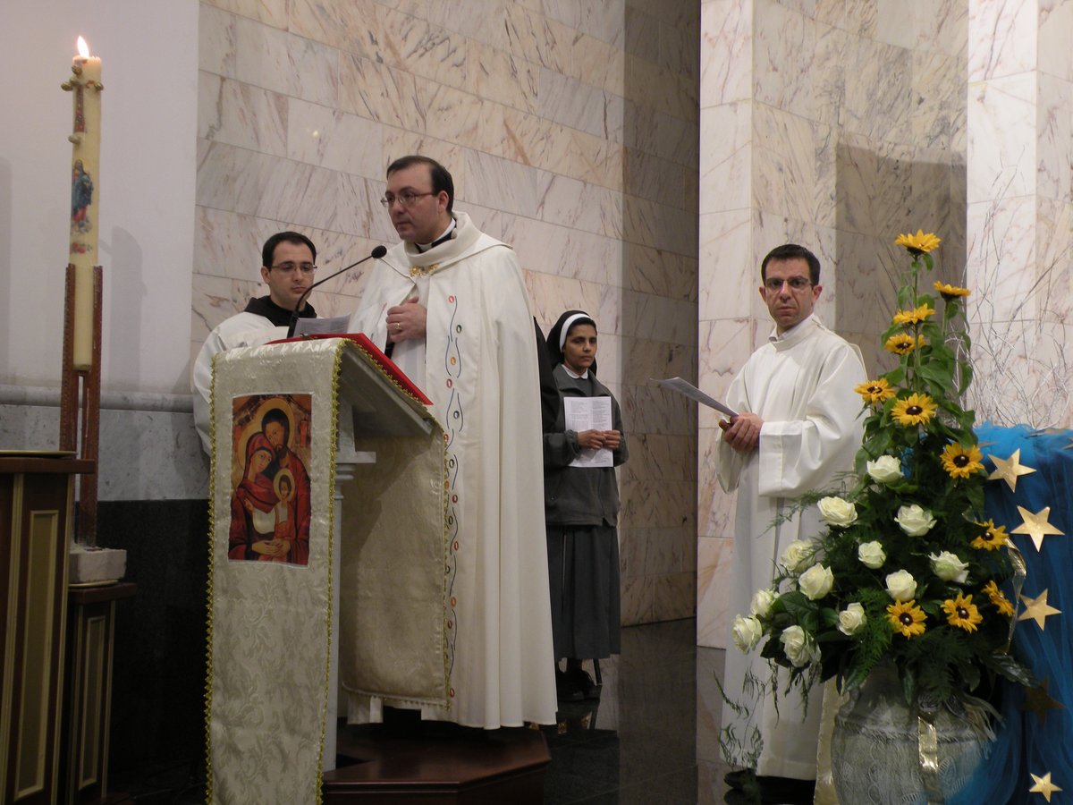13-04-2013-veglia-mariana-00063.JPG