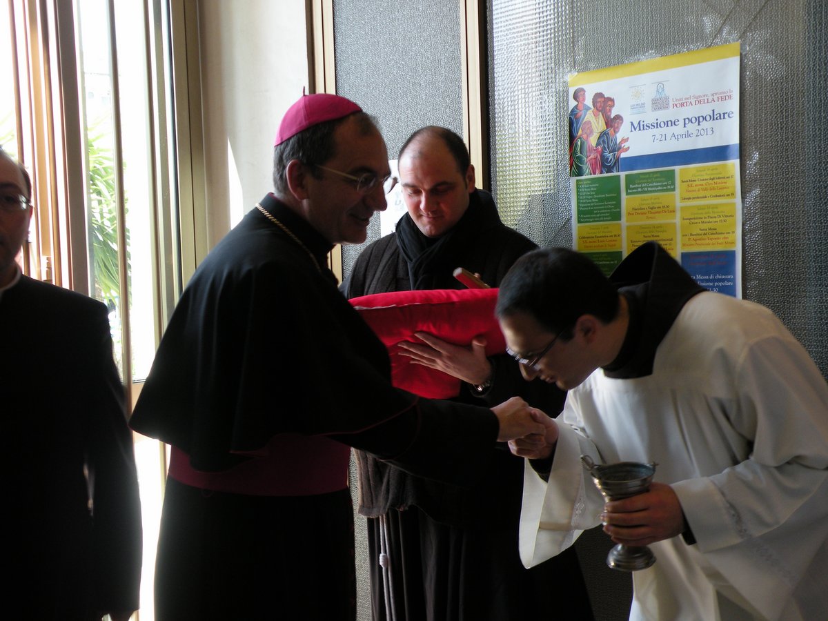 14-04-2013-messa-famiglia-00003.JPG