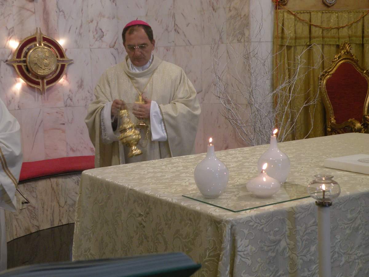 14-04-2013-messa-famiglia-00031.JPG