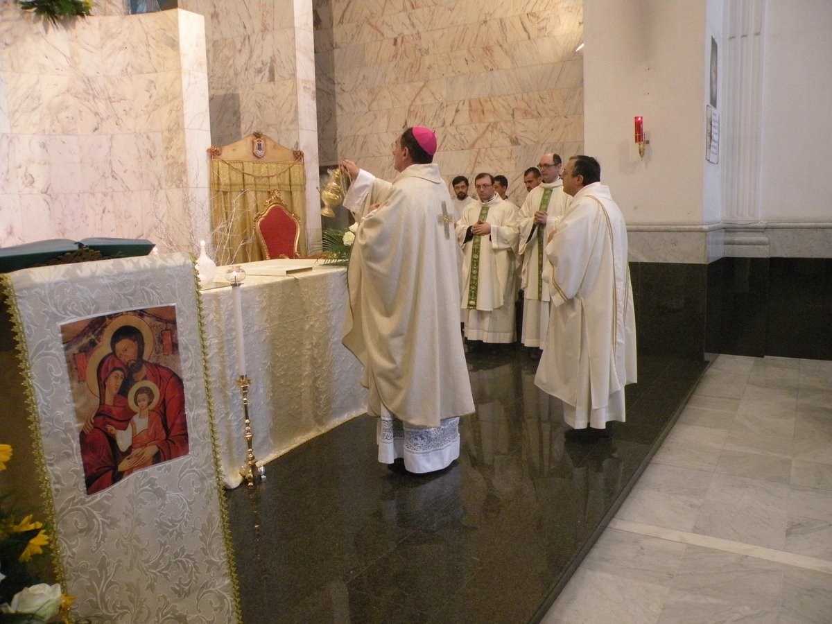 14-04-2013-messa-famiglia-00033.JPG