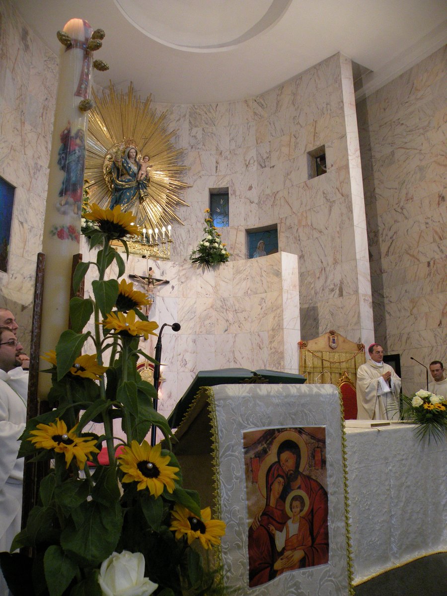 14-04-2013-messa-famiglia-00036.JPG