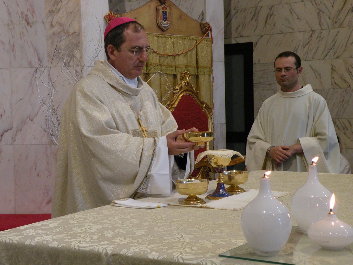 14-04-2013-messa-famiglia-00098.JPG
