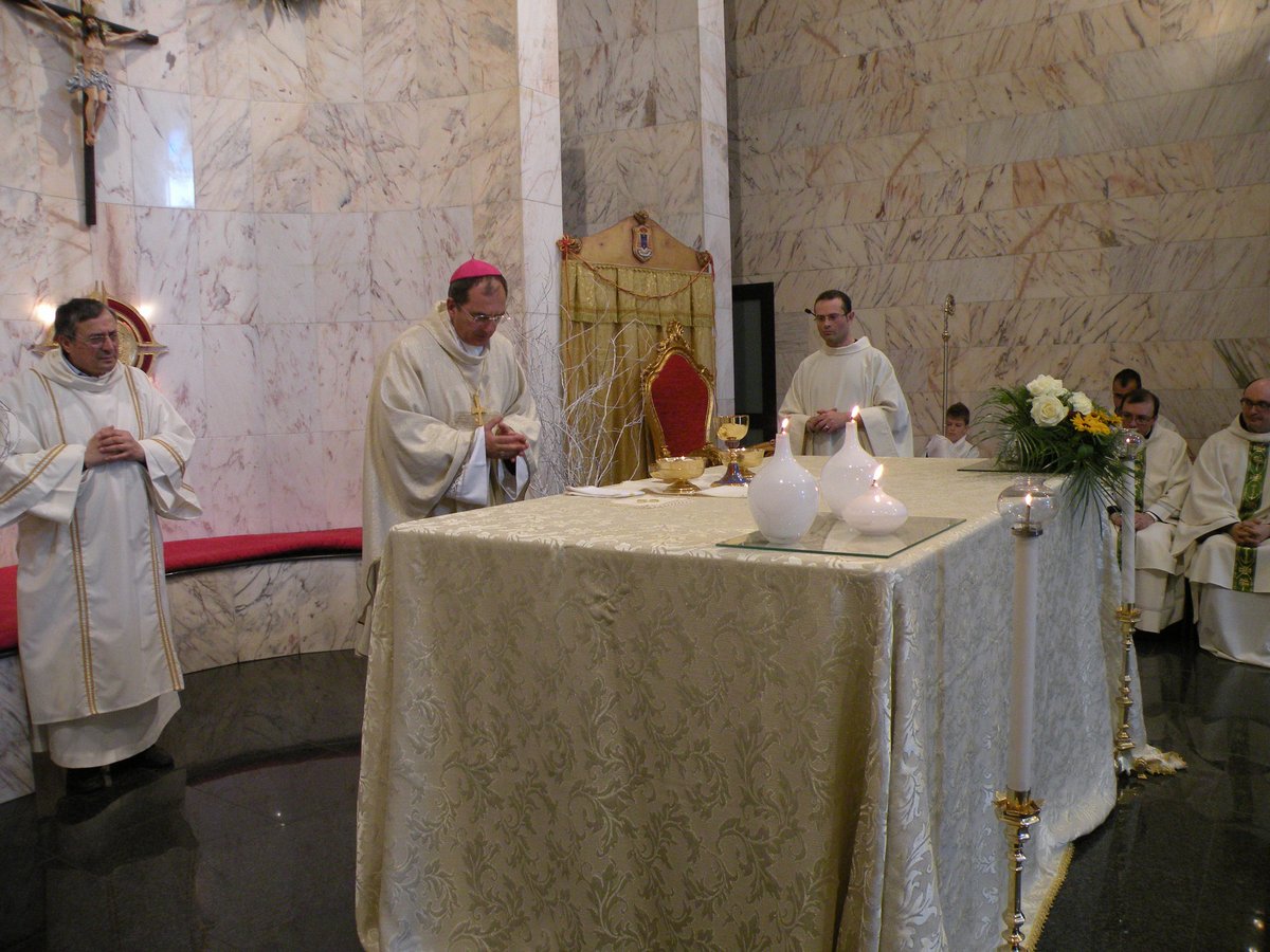14-04-2013-messa-famiglia-00100.JPG