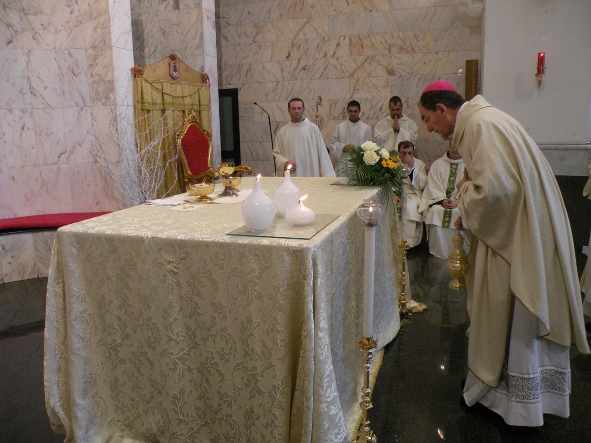14-04-2013-messa-famiglia-00105.JPG