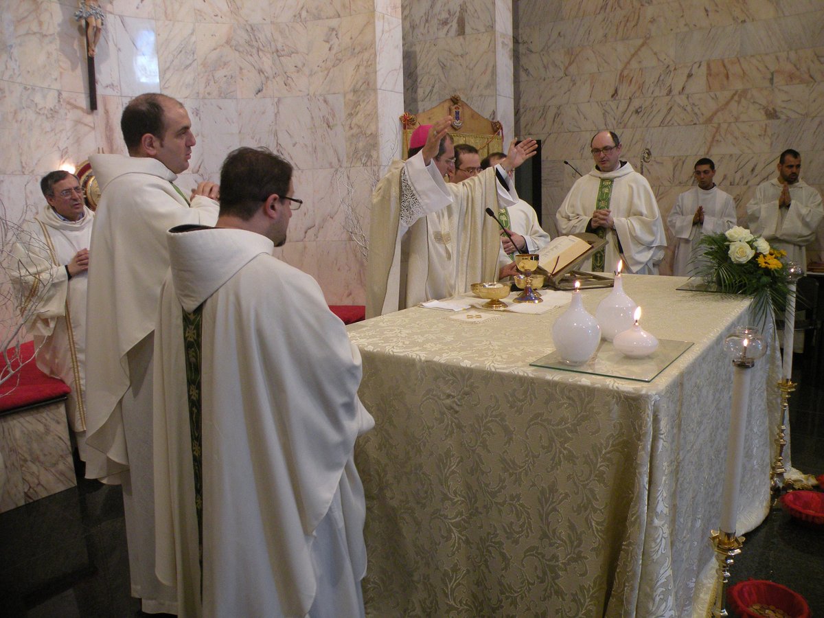 14-04-2013-messa-famiglia-00111.JPG