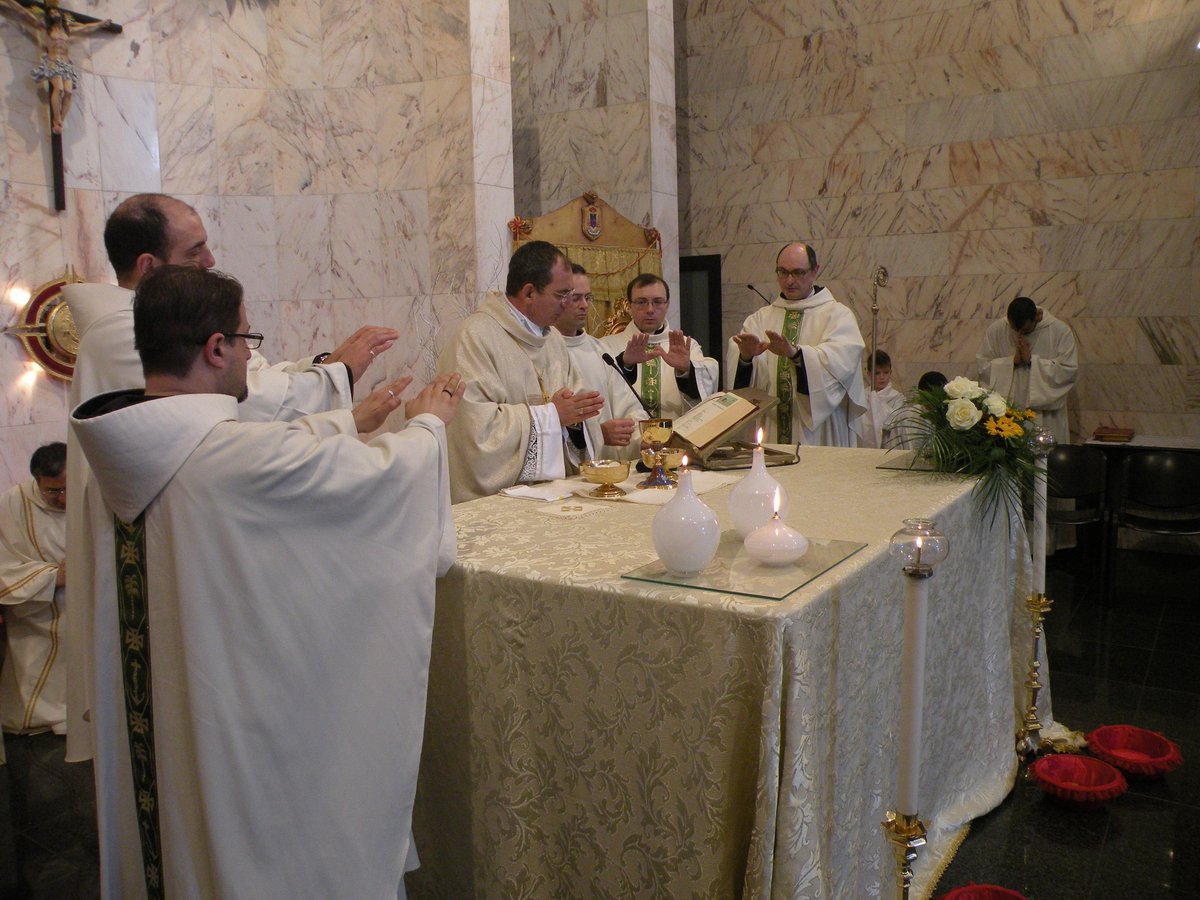 14-04-2013-messa-famiglia-00114.JPG