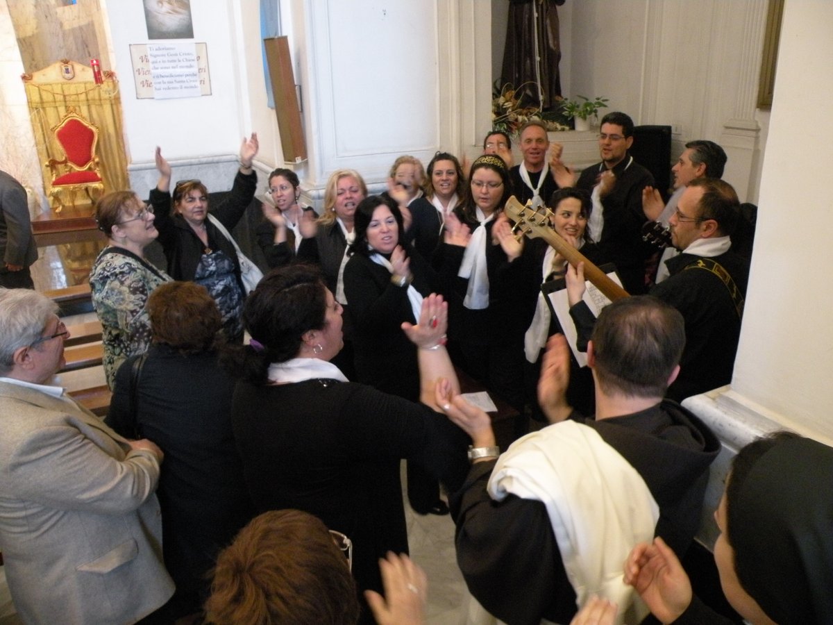 14-04-2013-messa-famiglia-00147.JPG