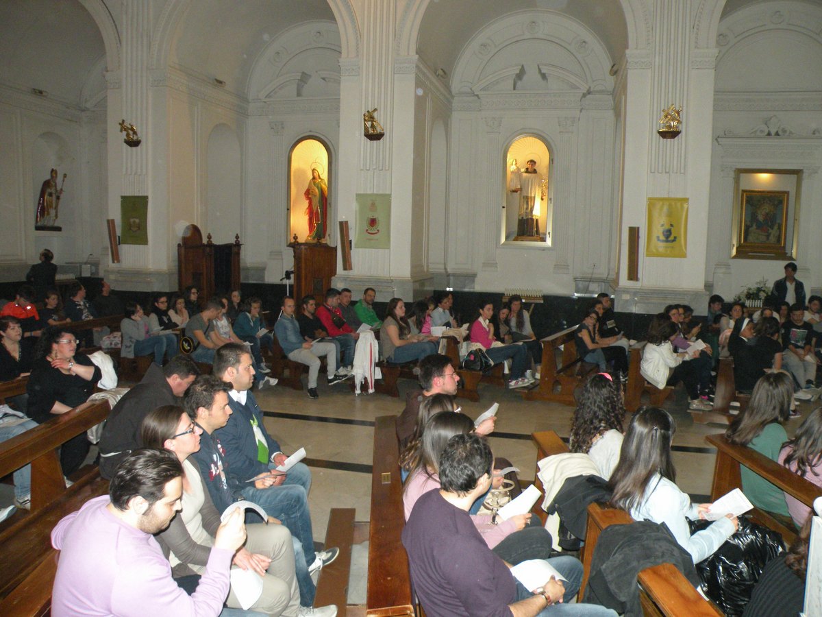 17-04-2013-giovani-00017.JPG