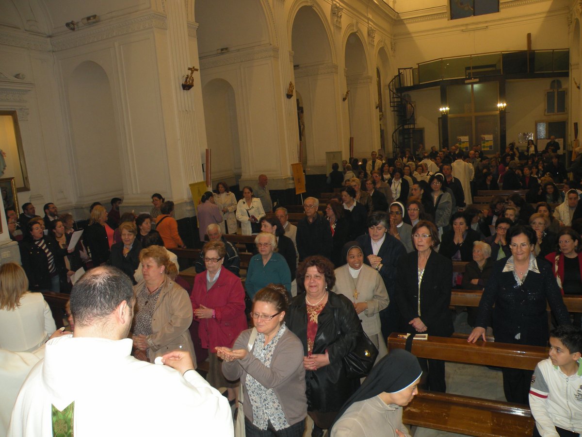 18-04-2013-messa-processione-eucaristica-00068.JPG